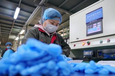 河北:防疫物資生產(chǎn)忙