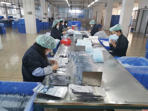 海關(guān)開(kāi)通 綠色通道 龍崗企業(yè)30萬(wàn)只口中罩送往疫情防控一線